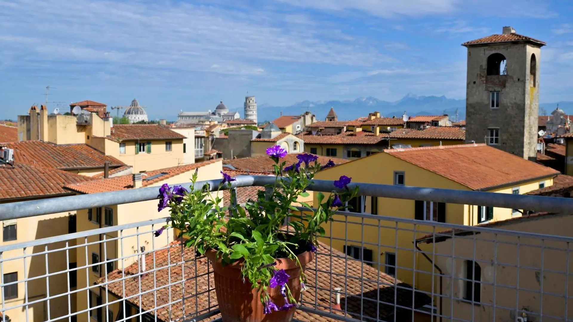 Relais Dell'Ussero Pisa Centro 0*,